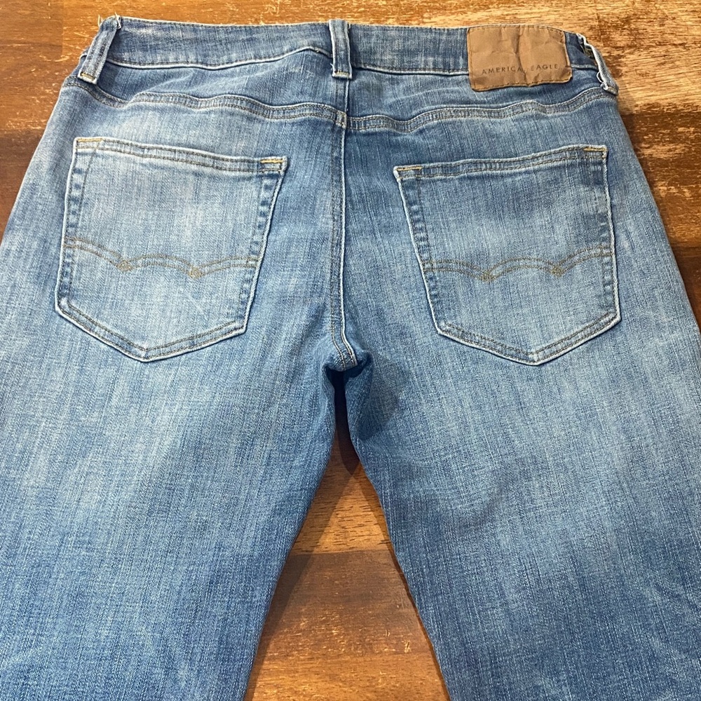 American Eagle Outfitters Men's Light Blue Straight Jeans